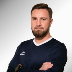 Гончаров Эдуард